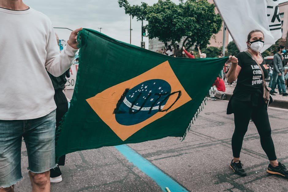 Lula pede mobilização de centrais sindicais para aprovar fim da escala 6x1 no Congresso