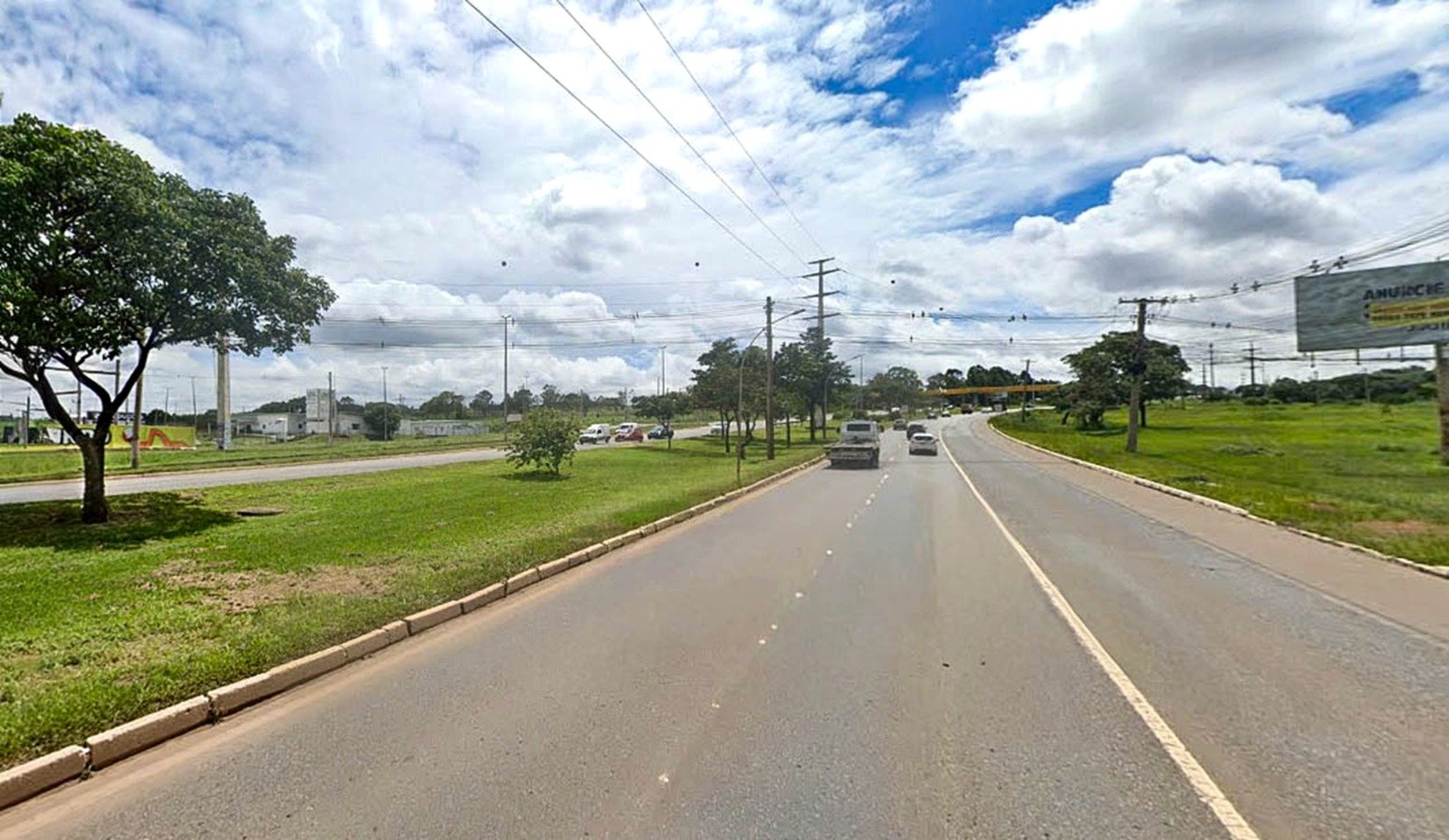DER-DF inicia recapeamento de 7 km da EPNB com R$ 2,5 milhoes