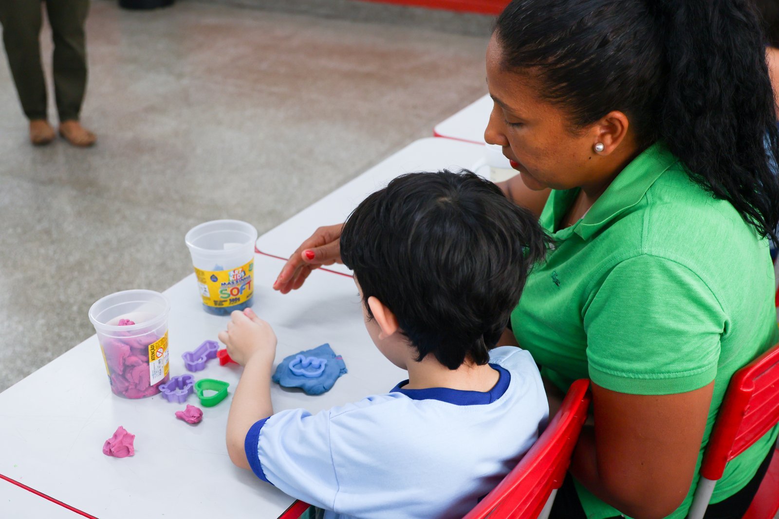 SEEDF abre 8,5 mil vagas em programa de Educador Social Voluntario