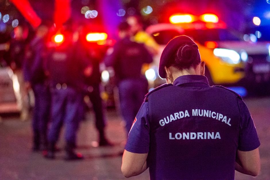 STF suspende julgamento sobre porte de arma de guardas municipais