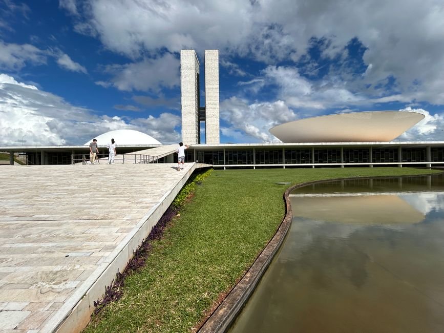 Governo retira urgência do fim da escala 6x1 e Motta destrava pauta