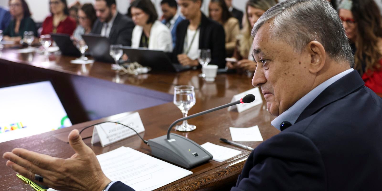 Governo rejeita desoneração para compensar fim da escala 6x1 de trabalho