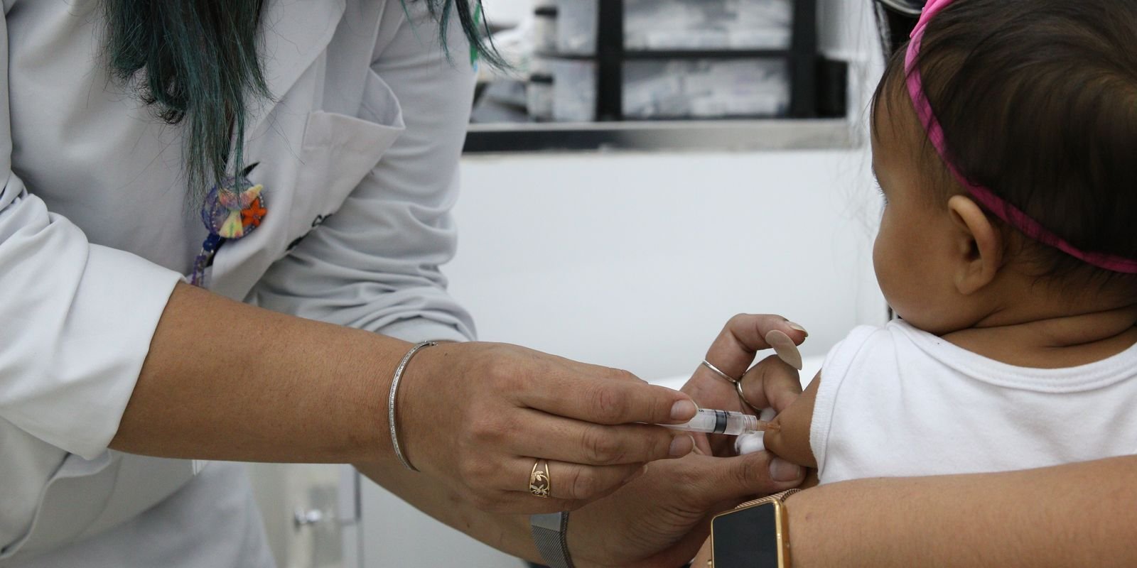 Síndrome respiratória aguda grave avança em bebês de até 2 anos em 14 estados