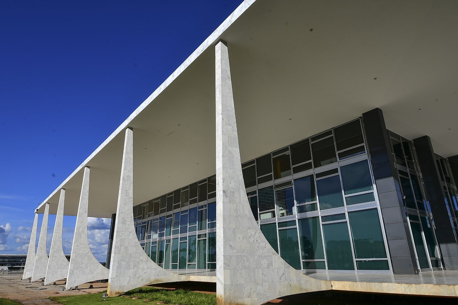 Fachada do Supremo Tribunal Federal, na Praça dos Três Poderes, em Brasília