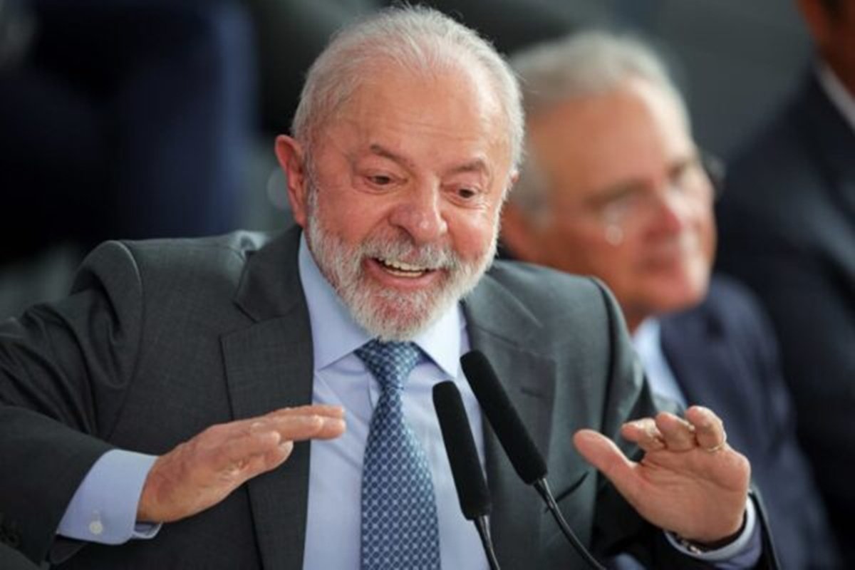 Presidente Lula lança pacote econômico para classe média