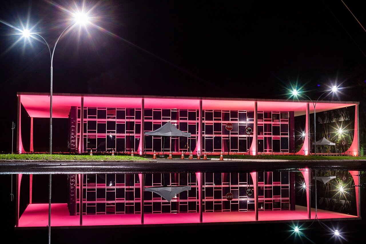 Fachada do edifício-sede do Supremo Tribunal Federal, na Praça dos Três Poderes, em Brasília